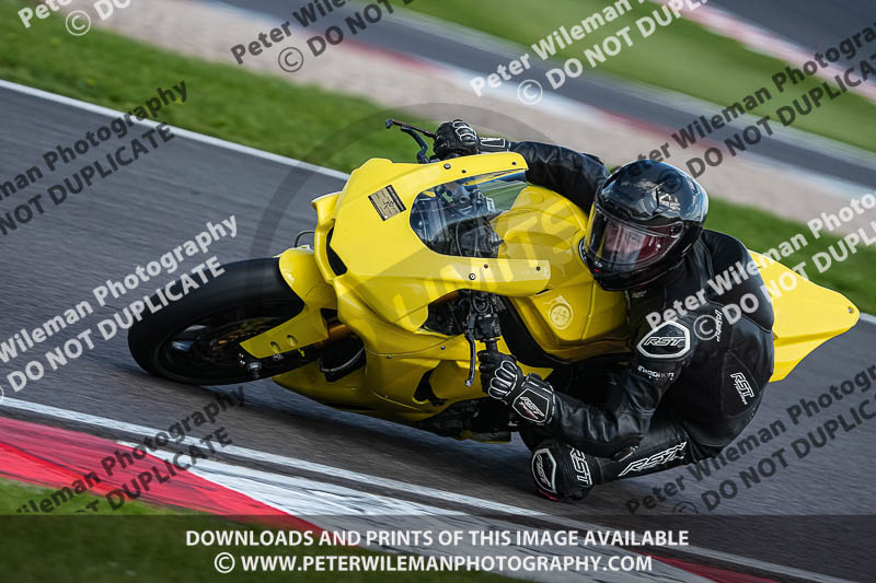 donington no limits trackday;donington park photographs;donington trackday photographs;no limits trackdays;peter wileman photography;trackday digital images;trackday photos
